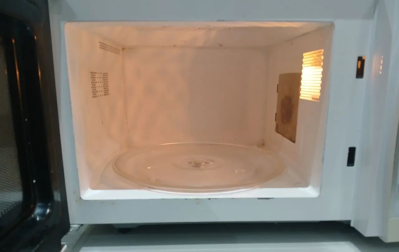 MICRO-ONDAS ELECTROLUX 20L  - Foto 3