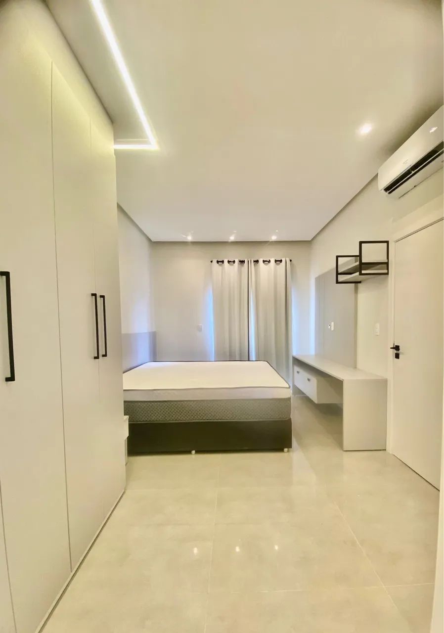 CASA COM TRÊS QUARTOS E GARAGEM BAIRRO LIBERDADE - Foto 2
