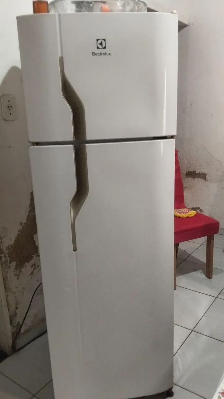 Geladeira de duas portas