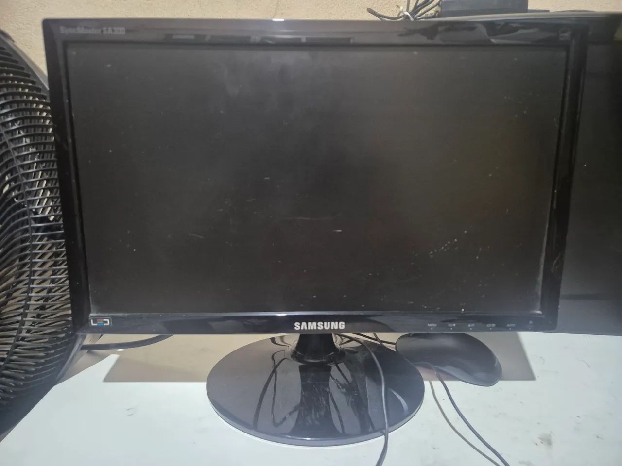 Monitor Sansung 19 - Foto 2