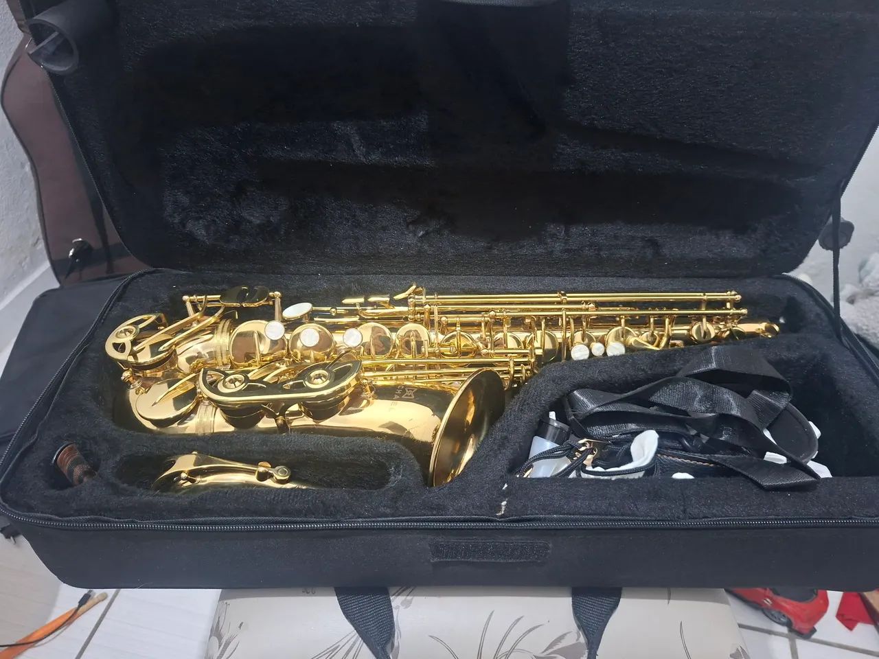 Saxofone Saxofone Michael.  - Foto 2