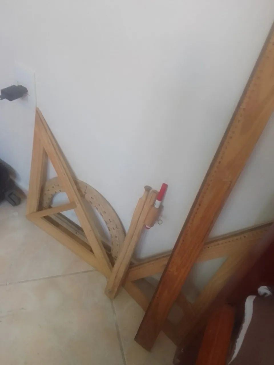 Kit geométrico com régua de 1 metro - Foto 2
