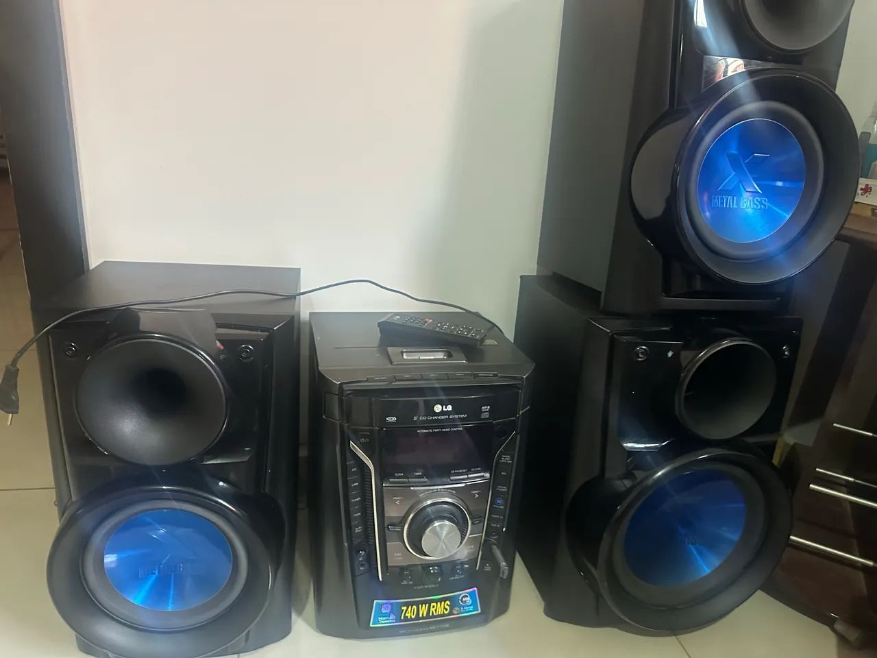 Mini Hi-Fi System MCT705 - Foto 2