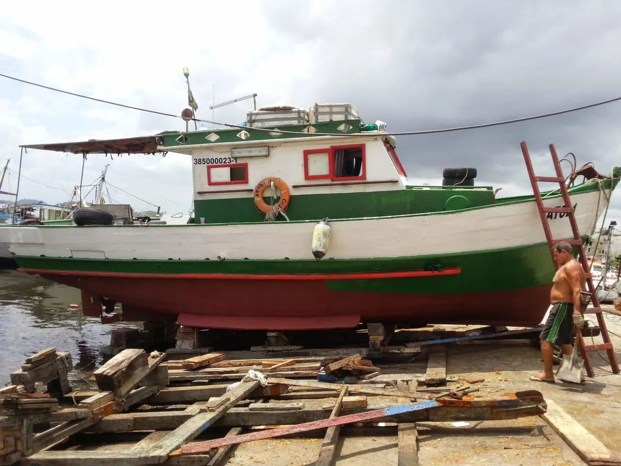 Barco pesca - Foto 10
