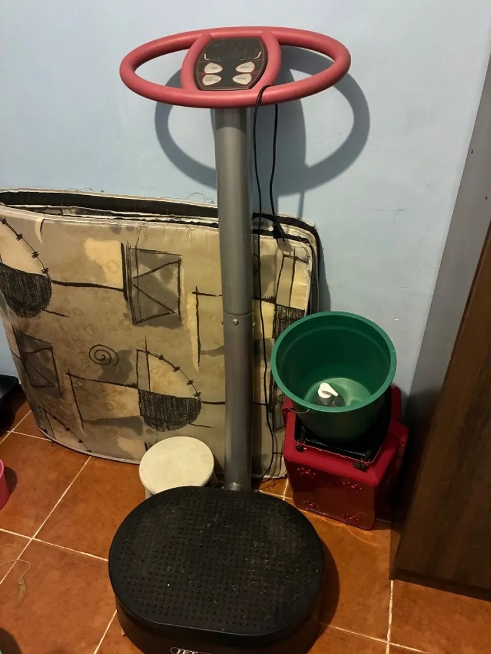 Vibration Platform407686938992332800