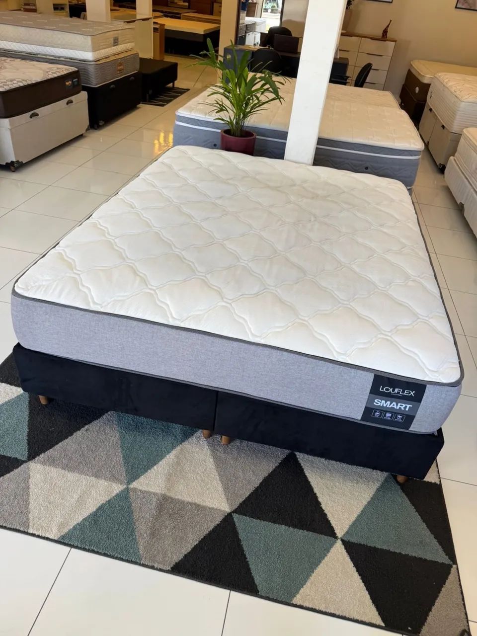 Cama box QUEEN COM COLCHÃO QUEEN SMART - Entrego!  - Foto 3