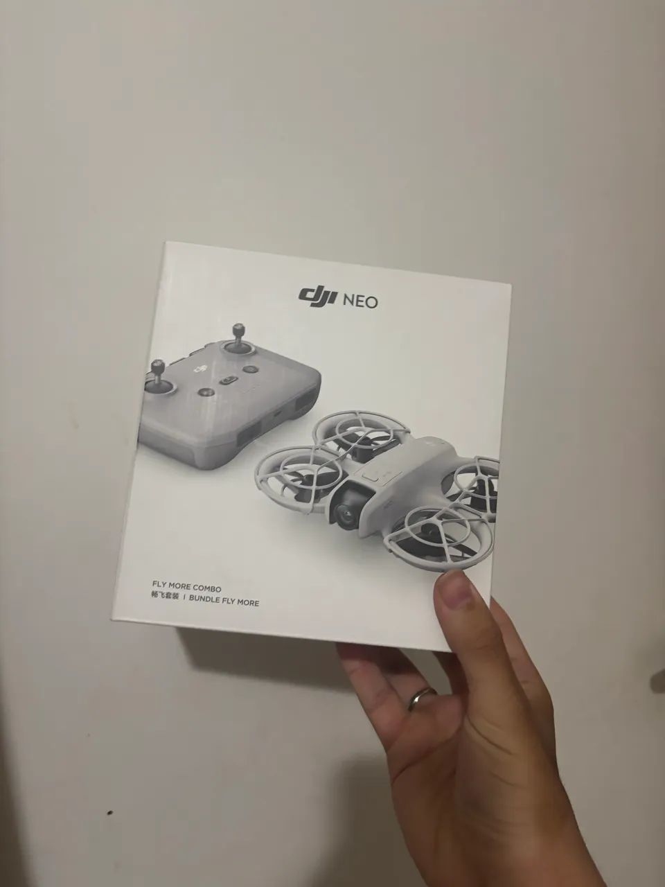 DRONE DJI NEO - COMBO FLY MORE