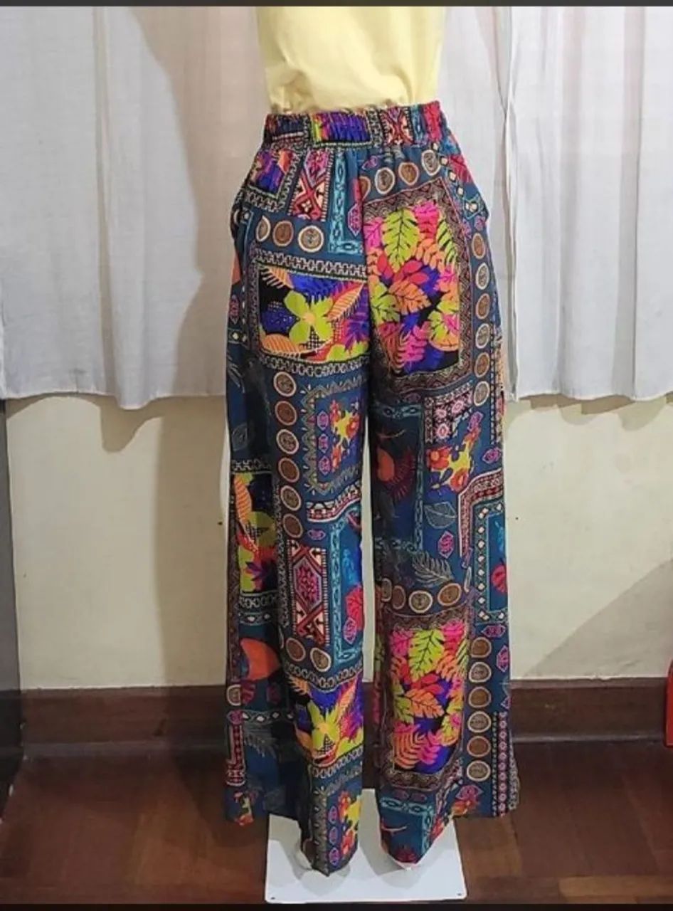 Calça feminina pantalona estampada tam G  - Foto 2