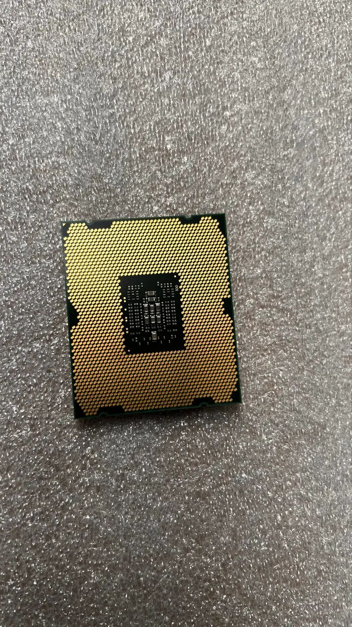 Processador Intel Xeon E5-1607 3.00GHz Quad-Core LGA 2011 (X79) - Foto 2