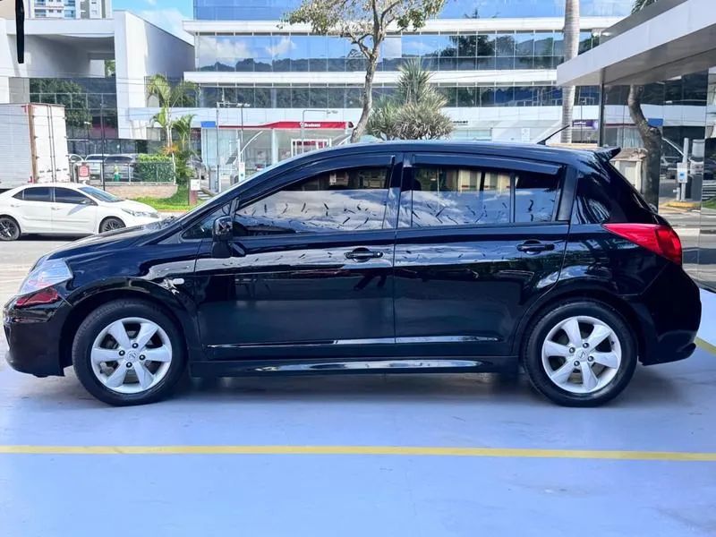 Nissan Tiida SL 1.8/1.8 Flex 16V Mec., foto 18 de 20