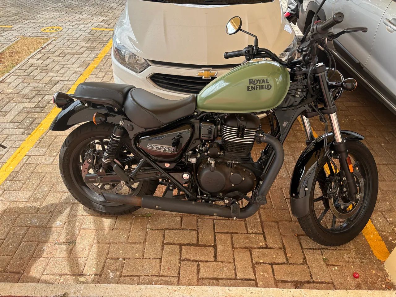 Meteor 350 - Foto 2