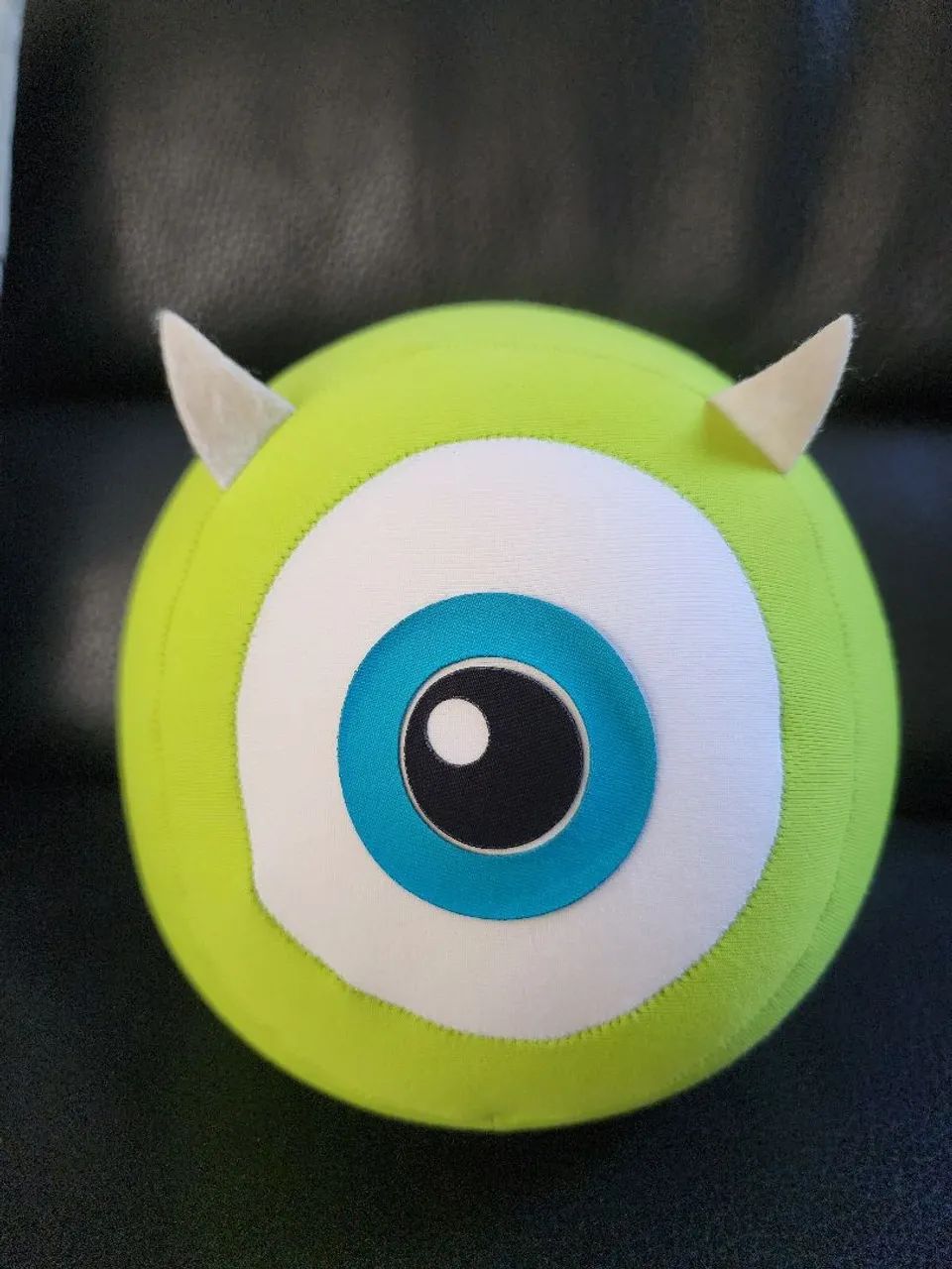 FOM Almofada Wazowski perfeito estado 