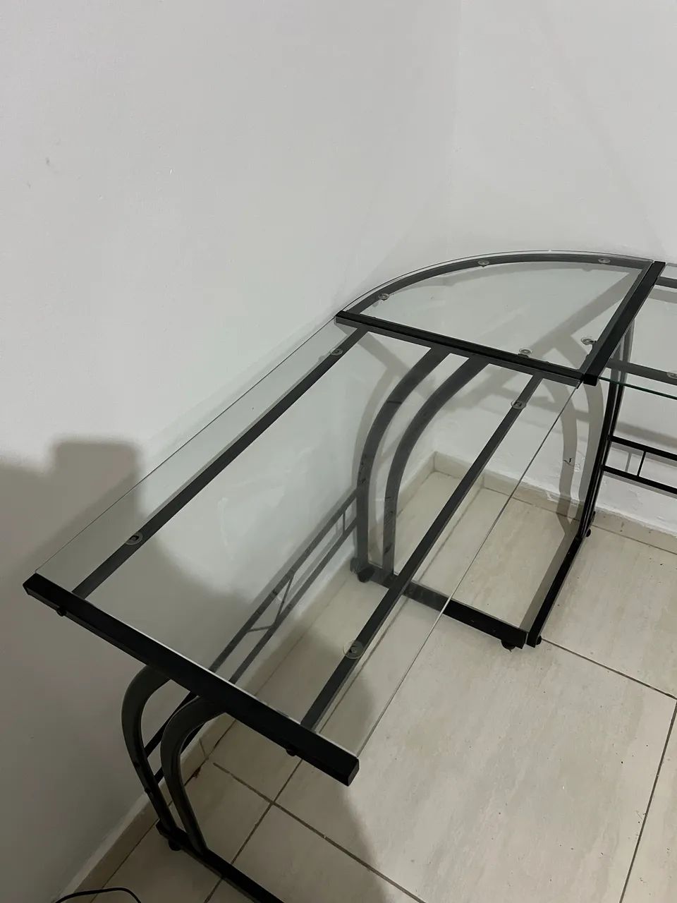 Mesa de vidro em L - Foto 2