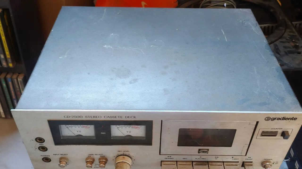 Gradiente cd2500 SUCATA. Falta cabeçote  - Foto 5