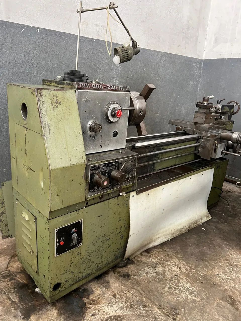 Torno Mecânico Nardini 220MII