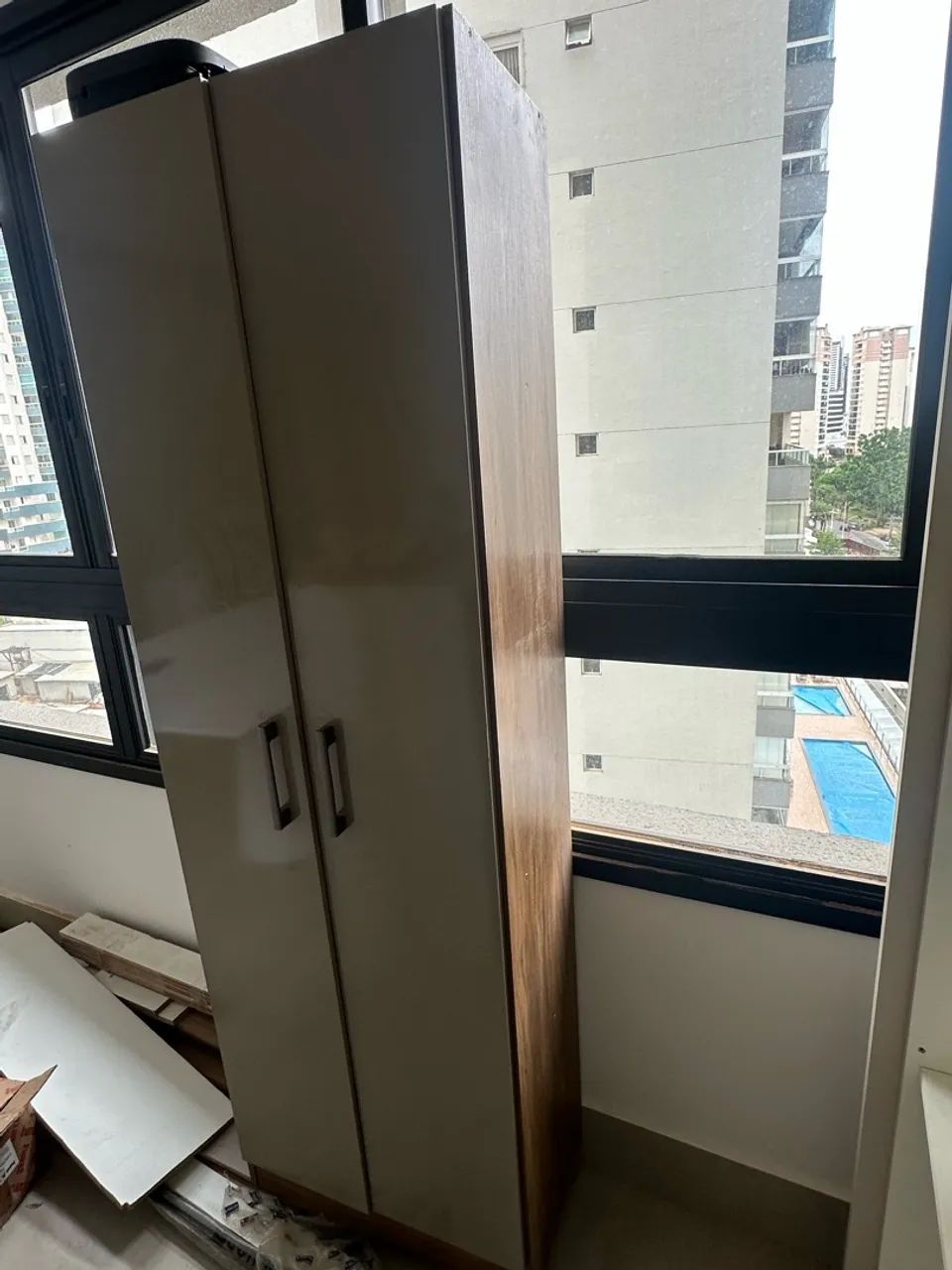 Armário multiuso