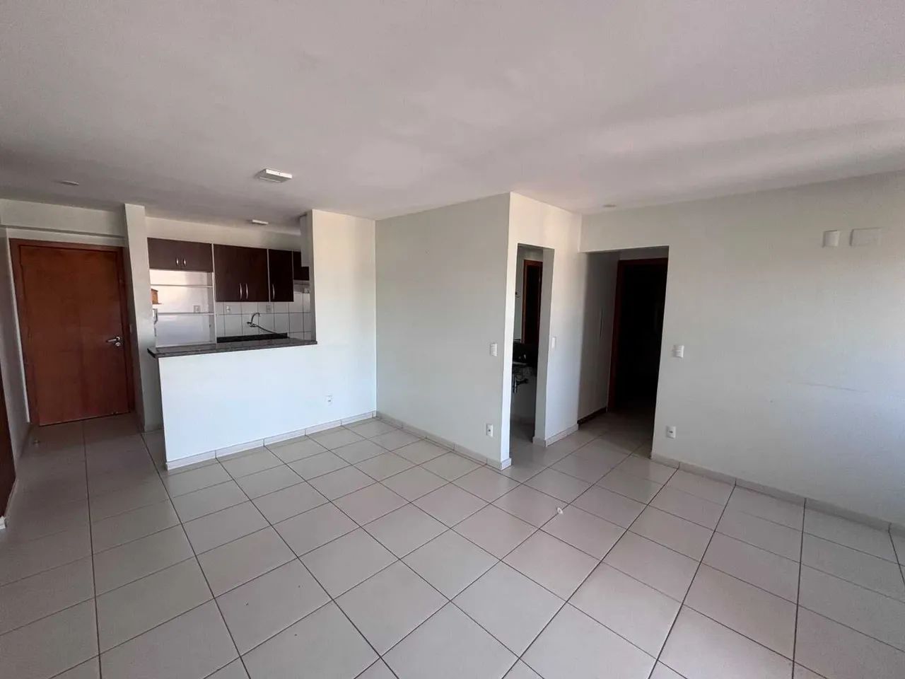 Apartamento seminovo com 2 dormitórios no Setor Sudoeste - Foto 5