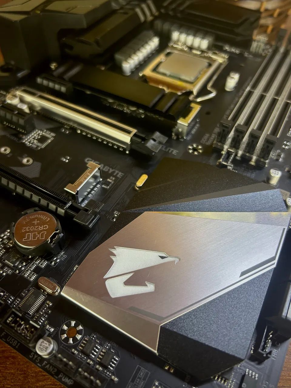 Kit Core i7 9700KF - Z390 Aorus Elite - Peças de Hardware - Jardim