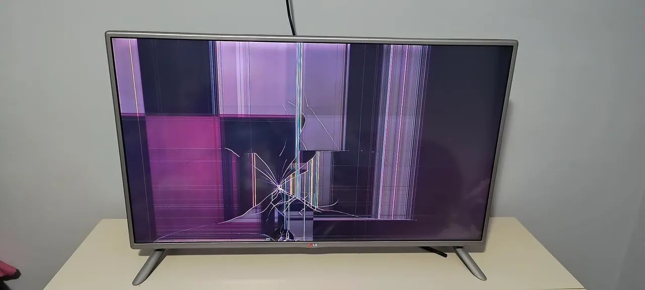 TV LG TELA QUEBRADA 42" - Foto 4