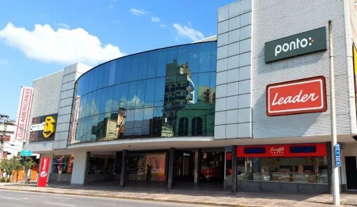 Sala comercial no Resende Shopping.