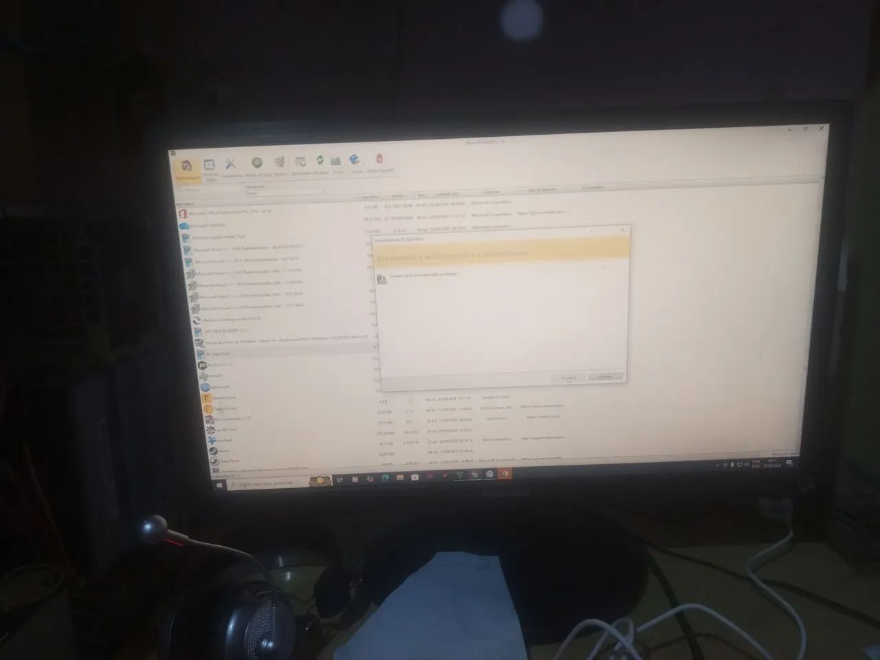 Monitor 22 