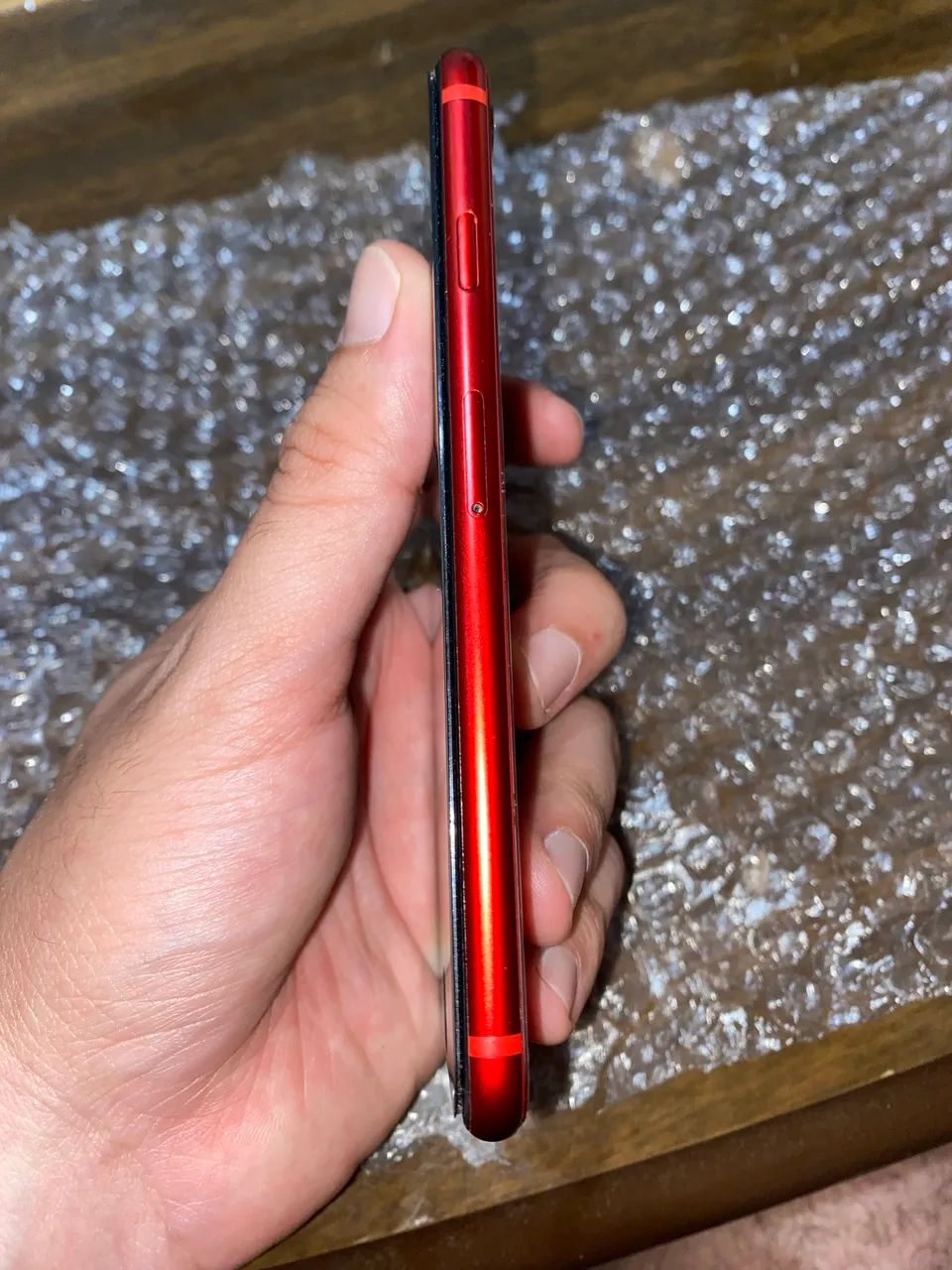 iPhone 8 red 64gb - Celulares e Smartphones - Paço do Lumiar