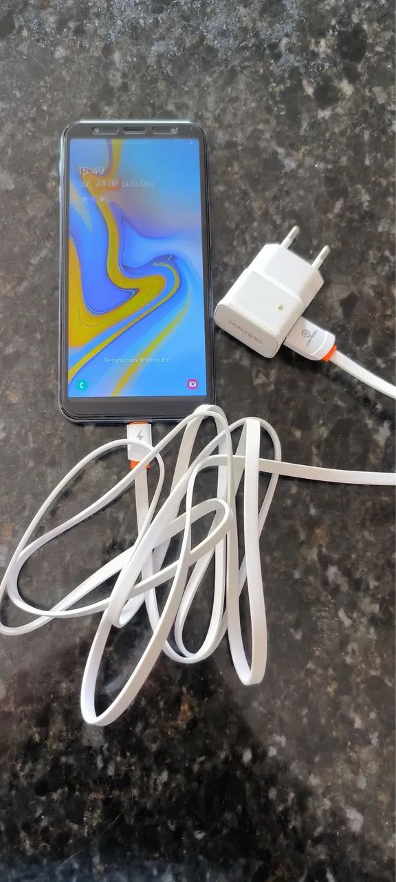 Celular Samsung J6 + (ACEITO CARTÃO E PARCELO)