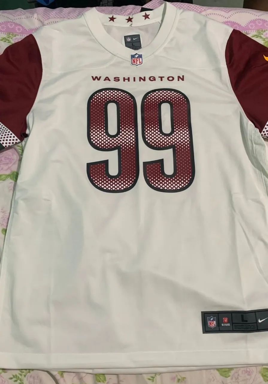 Camisa nova da NFL original *nunca usada* na etiqueta 