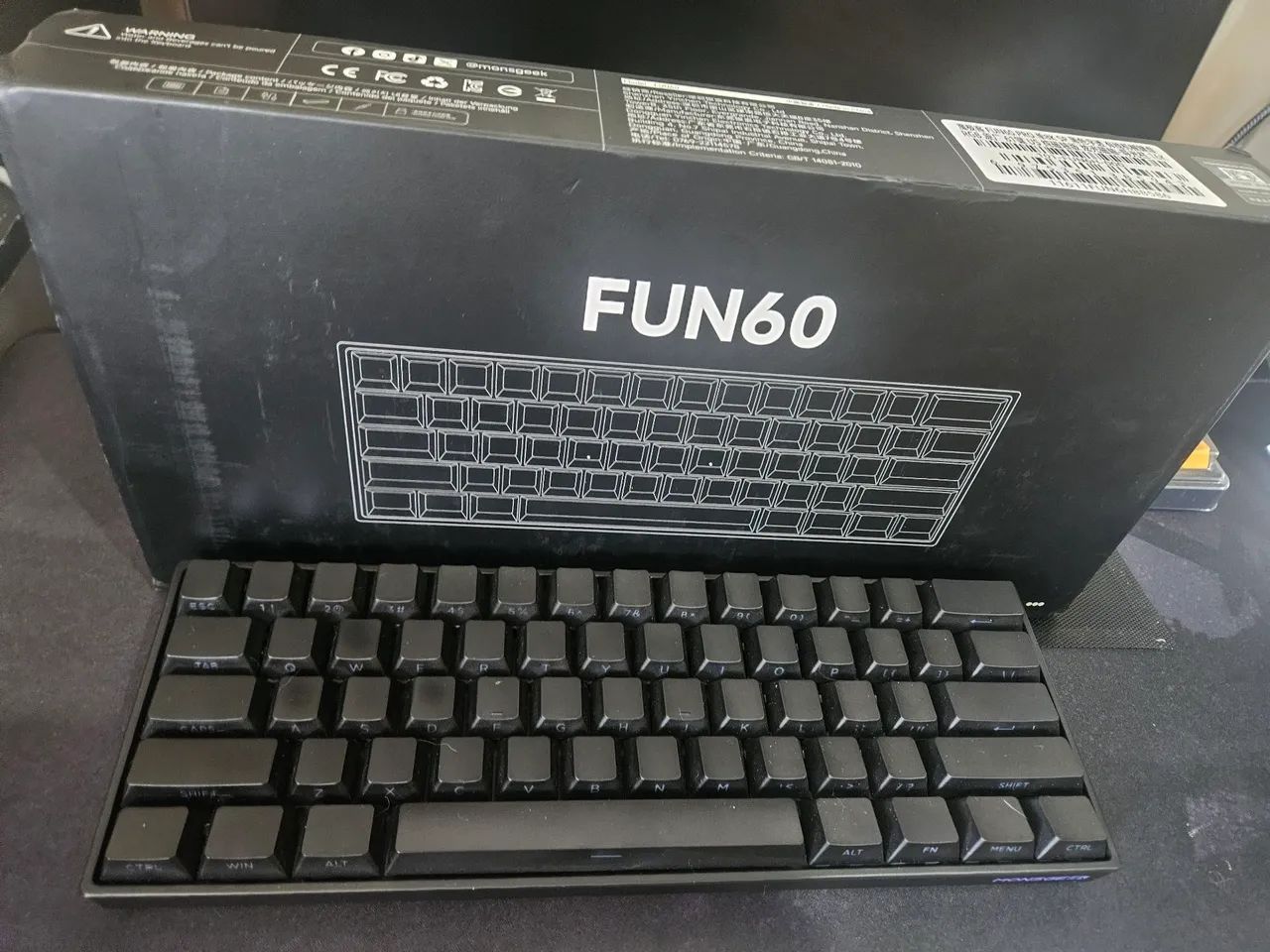 Teclado AKKO FUN60 