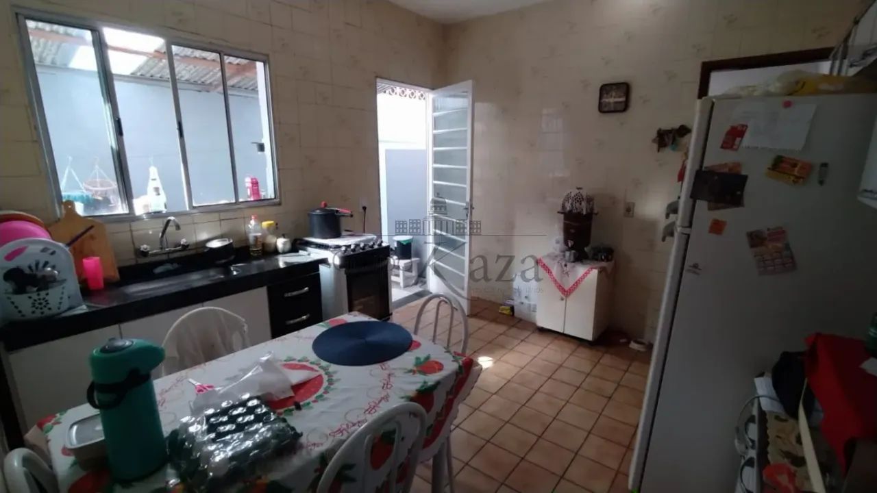 Oportunidade - Casa com Edícula - Vila Tesouro - 3 Dormitórios - 130m². - Foto 5