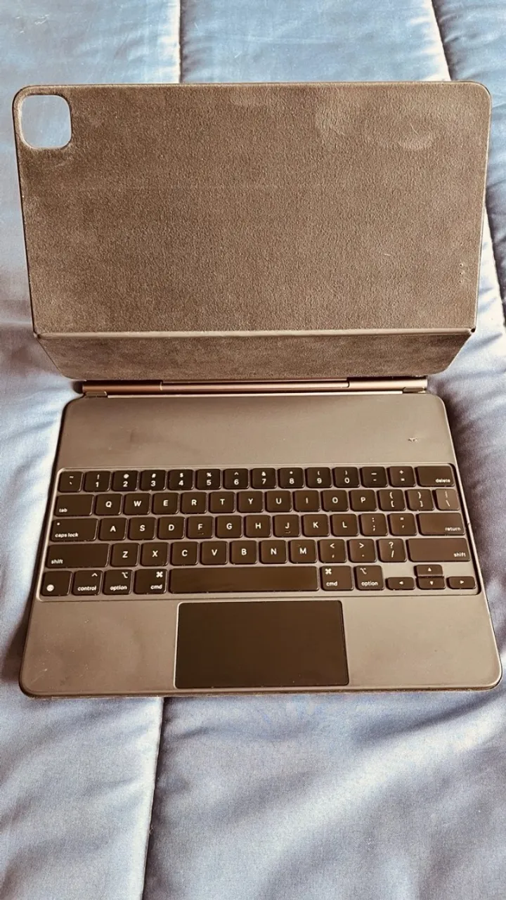 Apple iPad Pro M1 512GB + 純正Magic KB Magic Keyboard para iPad Pro de 12,9 polegadas(5.ª geração