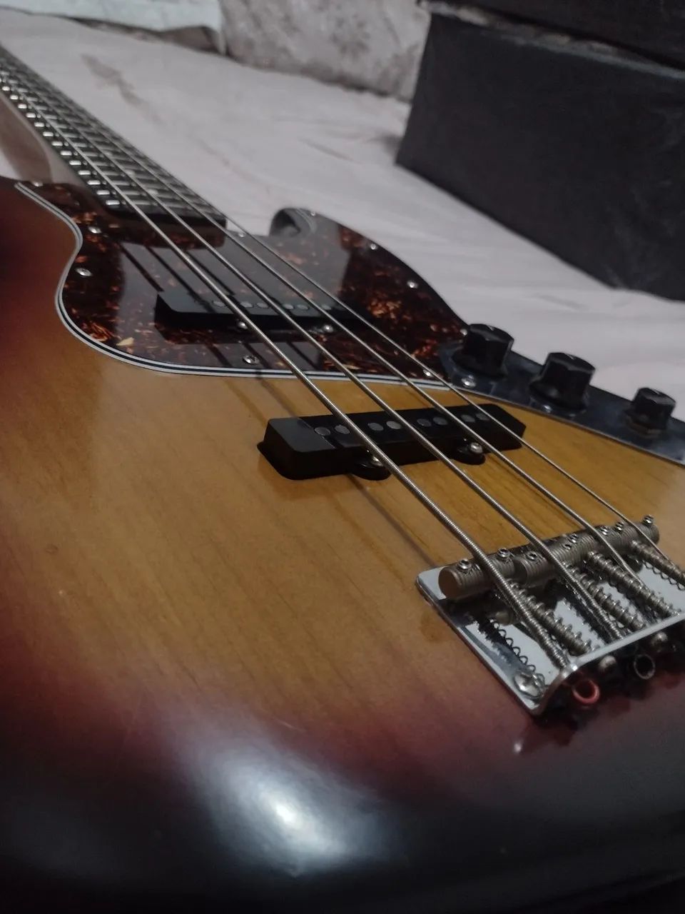 Fender Jazz Bass American Highway One - Instrumentos musicais