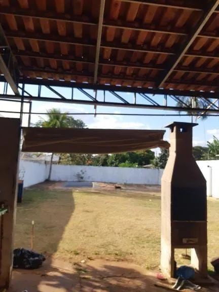 Casa para moradia ou comércio bem localizado!