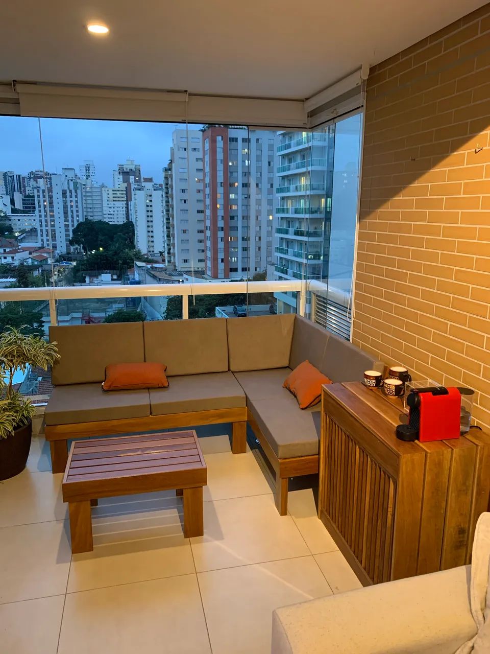 Sofa Canto Alemao com estofado - Foto 4