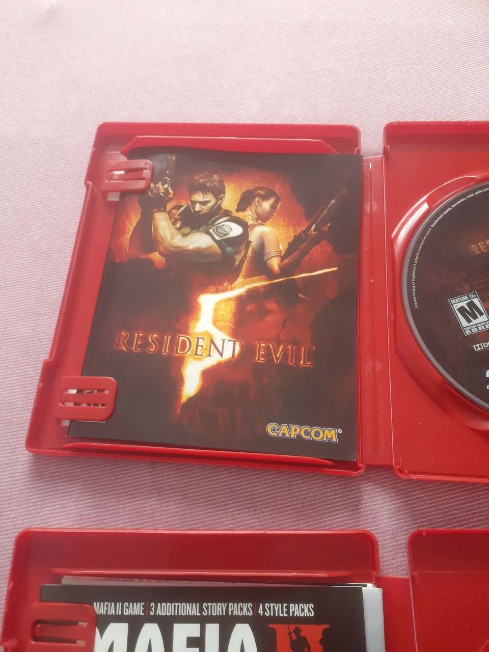 Vendo 2 Jogos em blu-ray original  - Foto 4