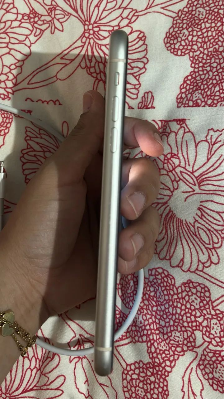 IPHONE 11 128GB  - Foto 5