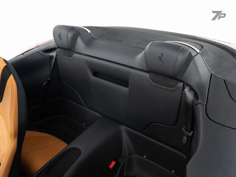 Ferrari Roma Spider 3.9 V8 620cv, foto 12 de 20