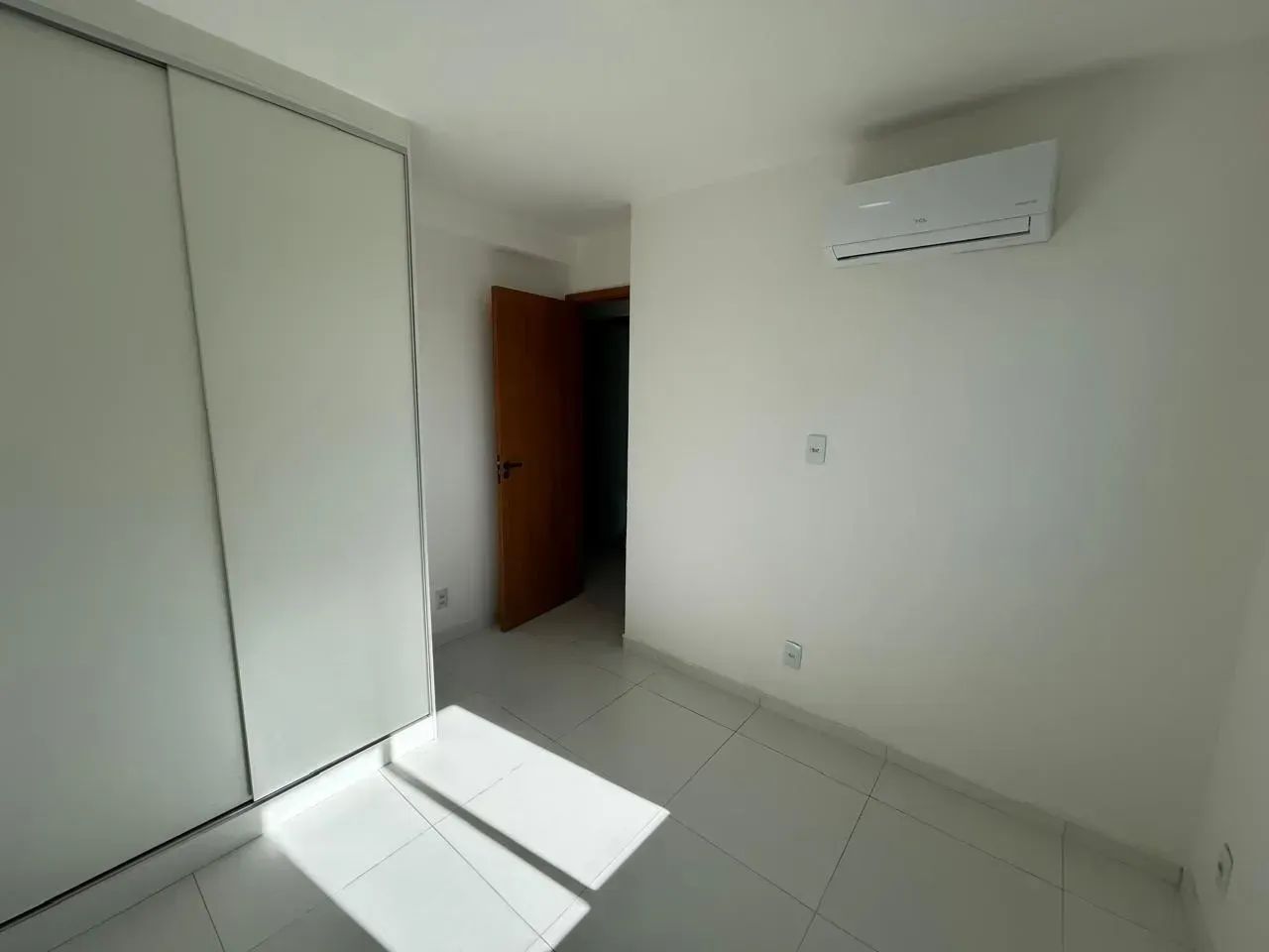 ALUGO APARTAMENTO SEMIMOBILIADO  NO PINA - Foto 4