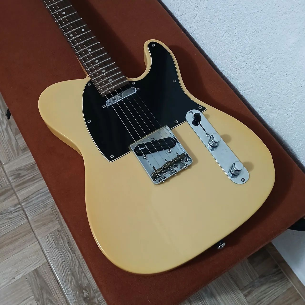 Guitarra Vintage V2 !!