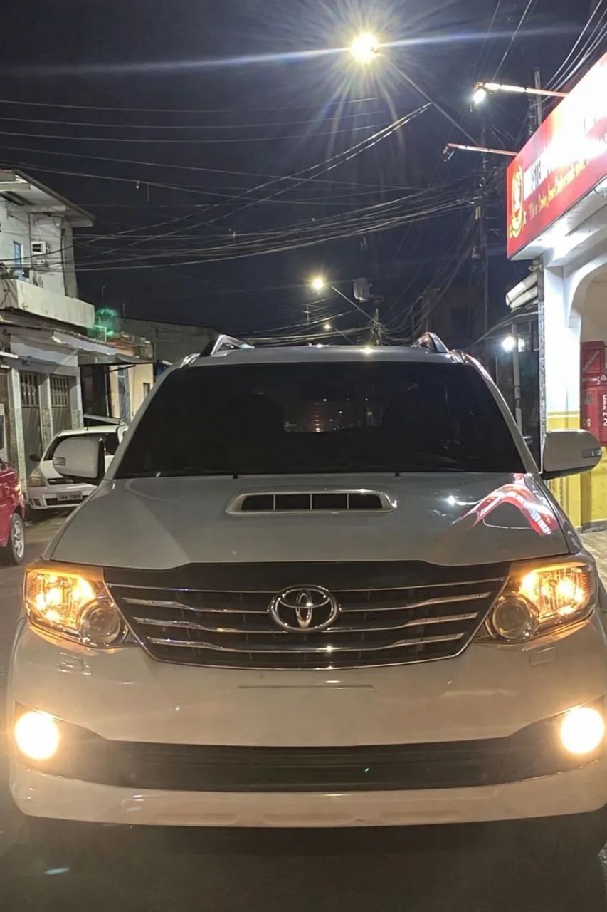 Toyota Hilux 2013