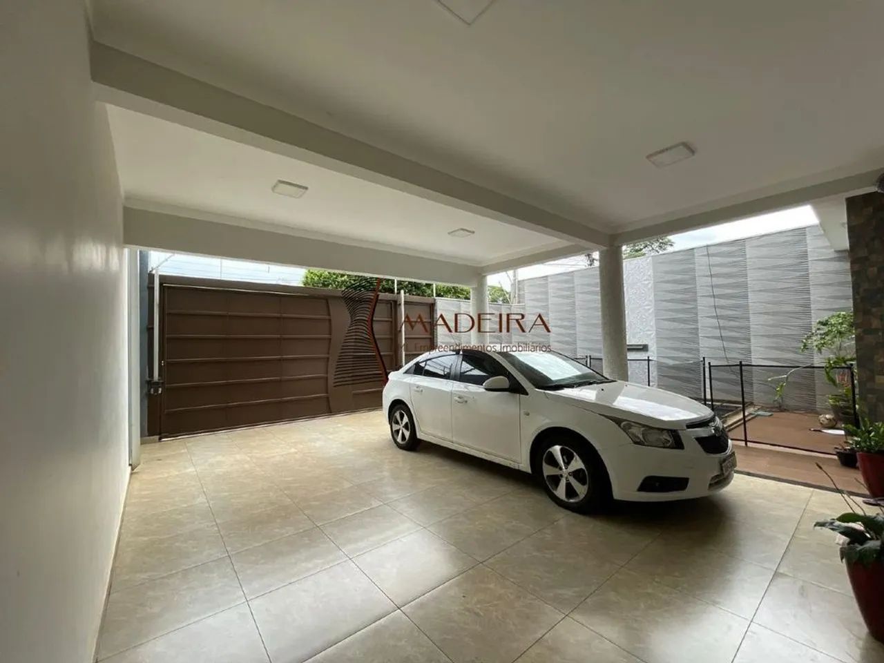 SOBRADO PRÓXIMO AO CENTRO DE SARANDI PARA TROCA EM CASA EM MARINGÁ PR - Foto 5