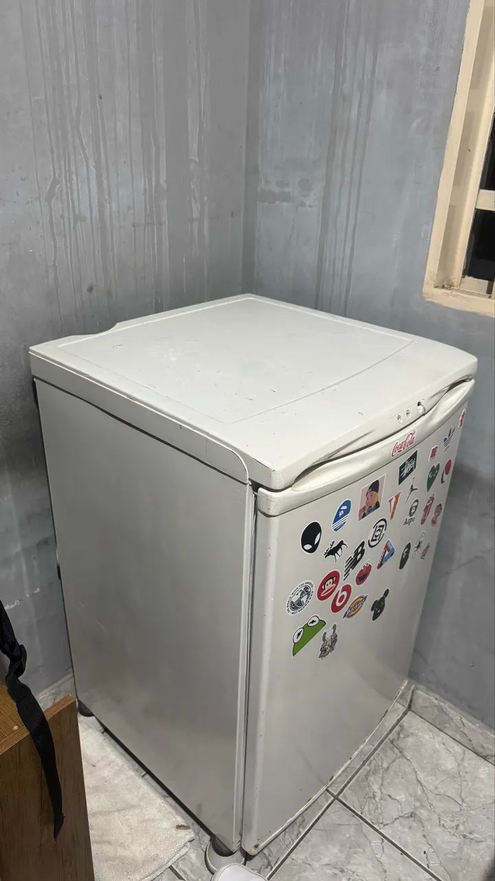 Frigobar eletrolux R130 - Foto 2