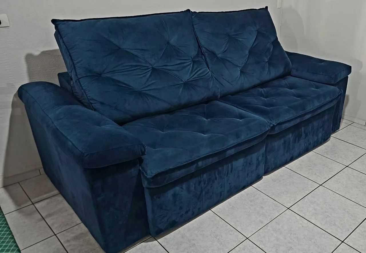 Vende-se sofá retrátil seminovo 