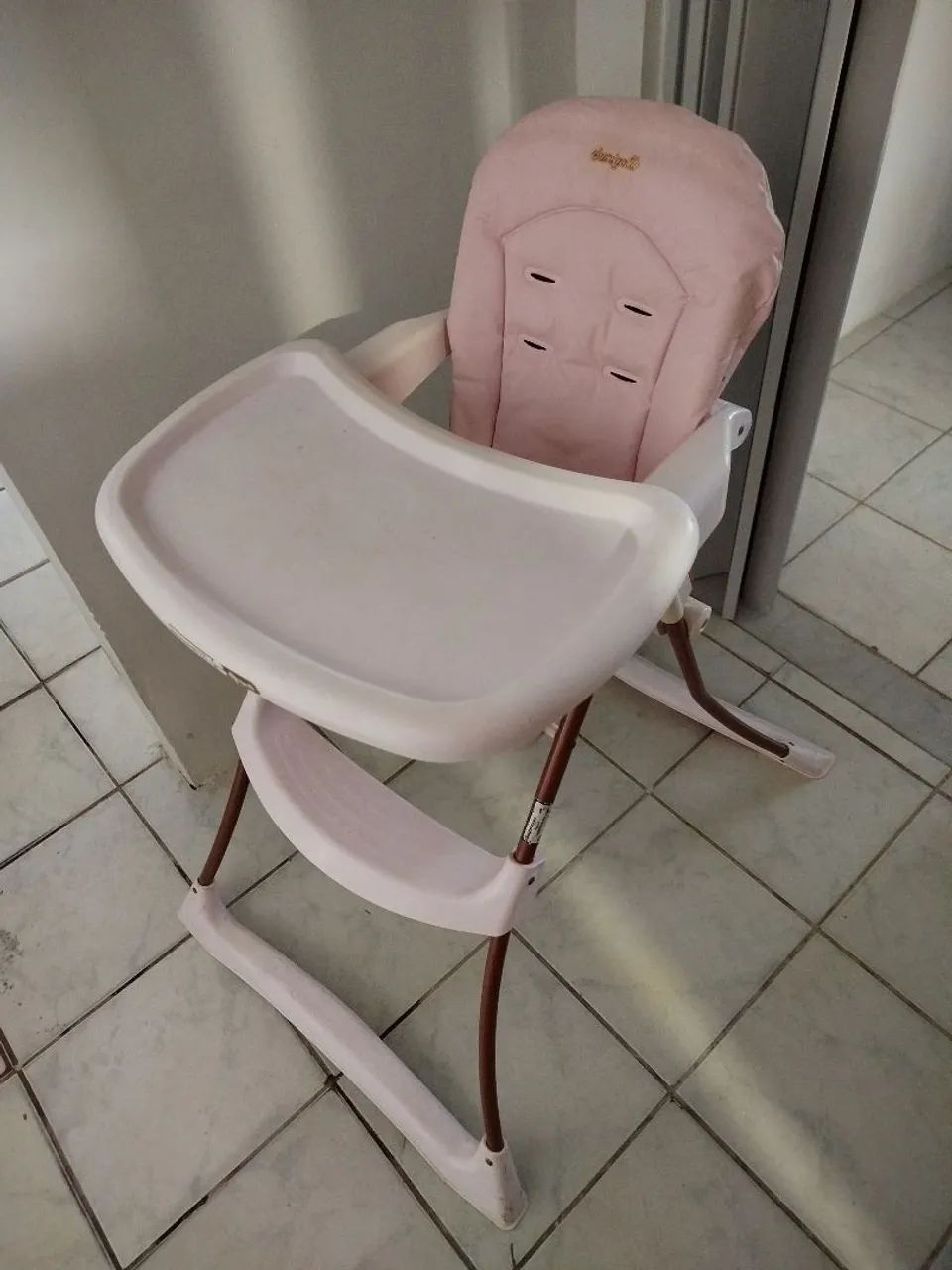 Cadeira de Alimentação  - Foto 3
