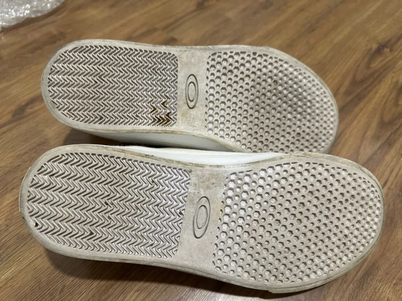 Tênis Oakley branco 42 - Foto 4