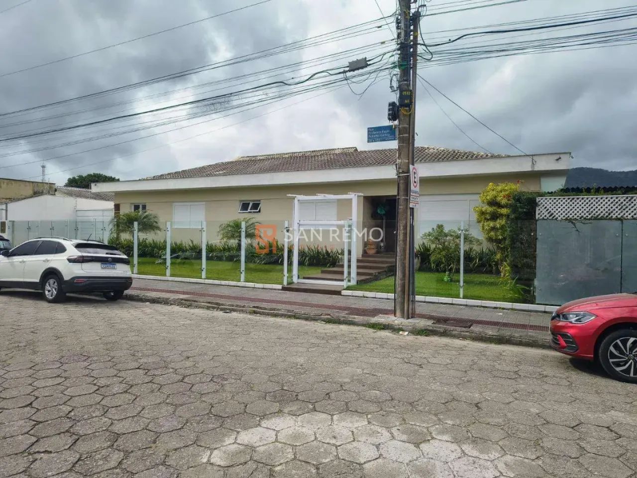Santa Mônica | Casa 5 quartos, sendo 2 suites - Foto 2