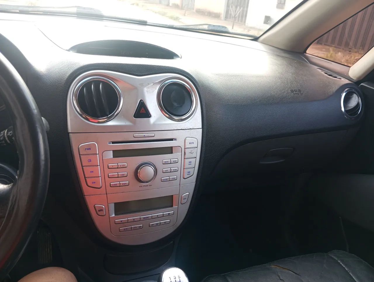 JAC J6 2.0 16V 5P Mec. 2012 - Foto 5