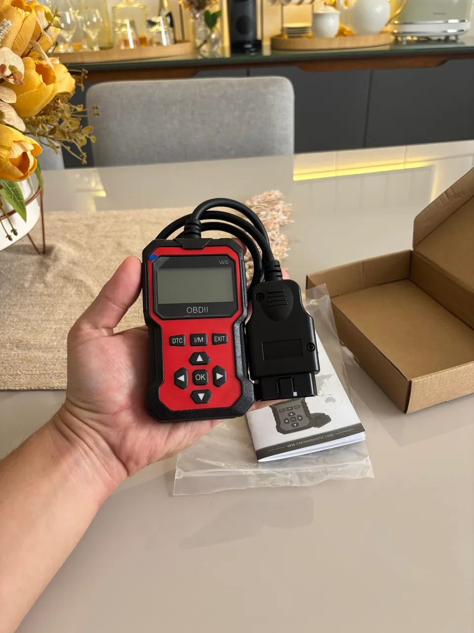 Scanner Automotivo OBD2 V410 - Leitor de Falhas e Diagnóstico Veicular