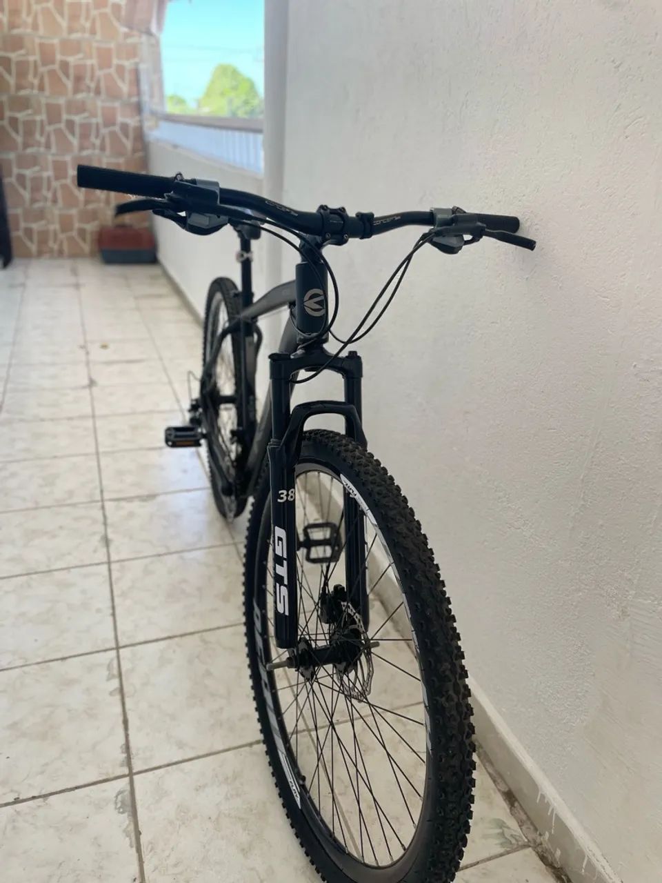 BICICLETA ARO 29 - 1800,00