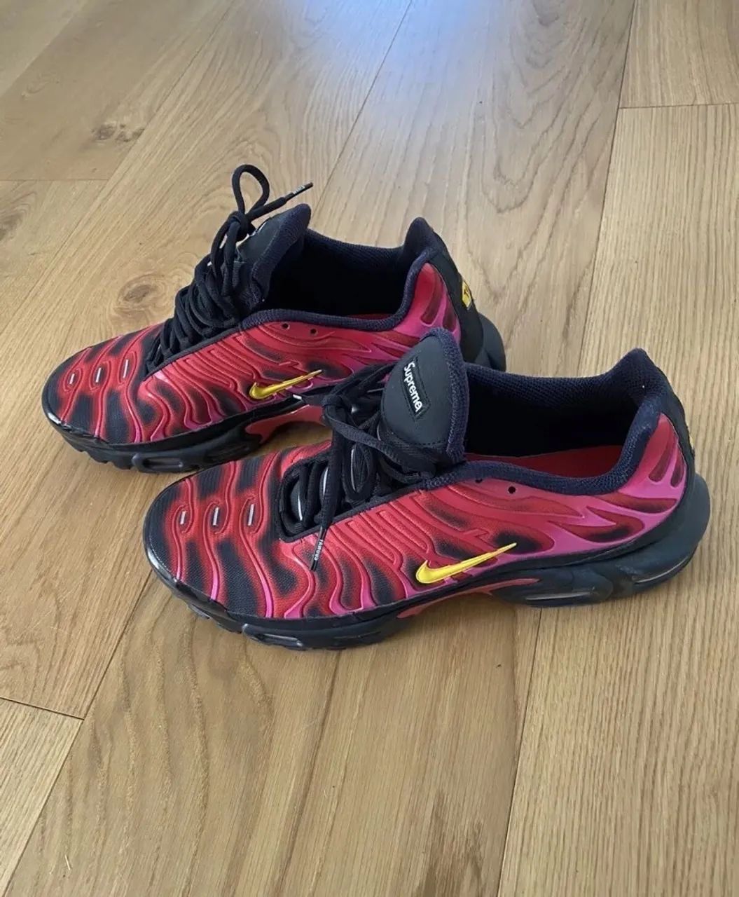 Air max plus x Supreme - Foto 3
